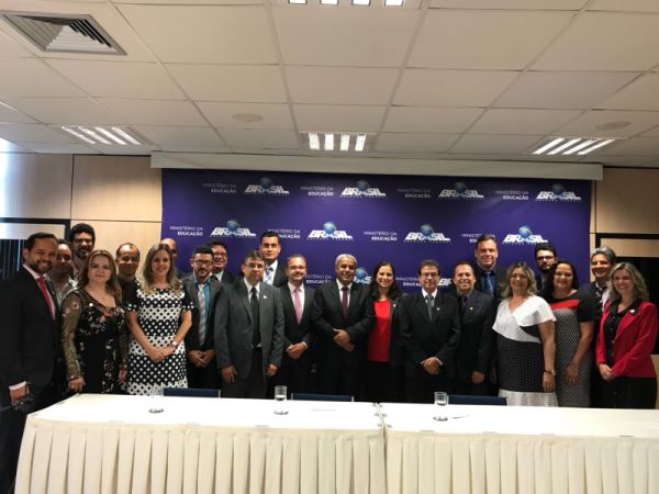 Equipe do IFG prestigiou a solenidade de posse realizada em Brasília